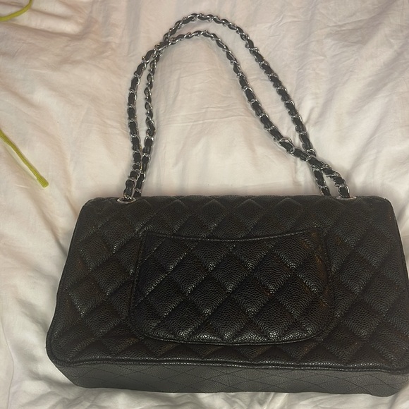 Quilted leather handbag - Picture 4 of 9